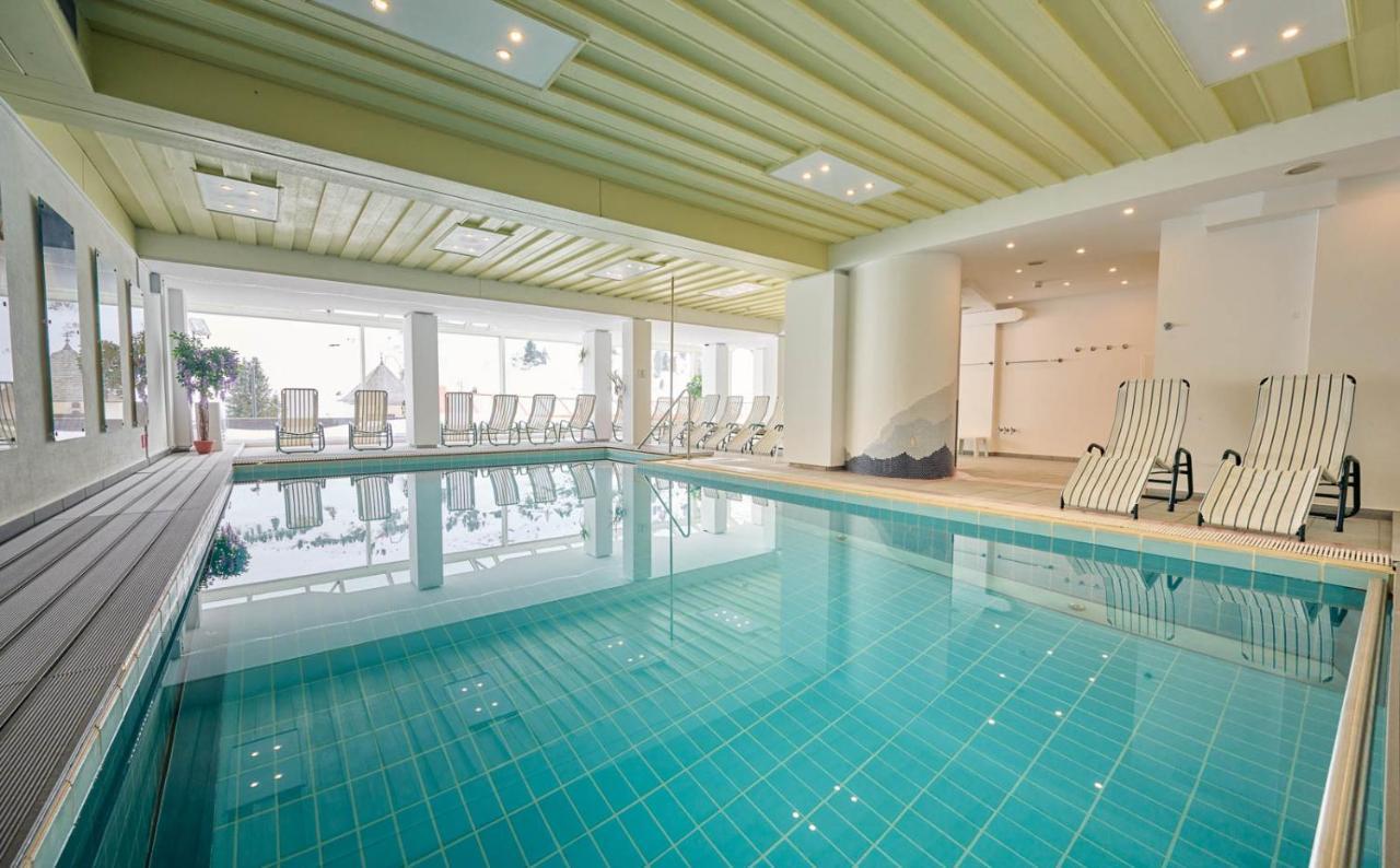 Heart Hotel Aurora اوبرتاورن المظهر الخارجي الصورة