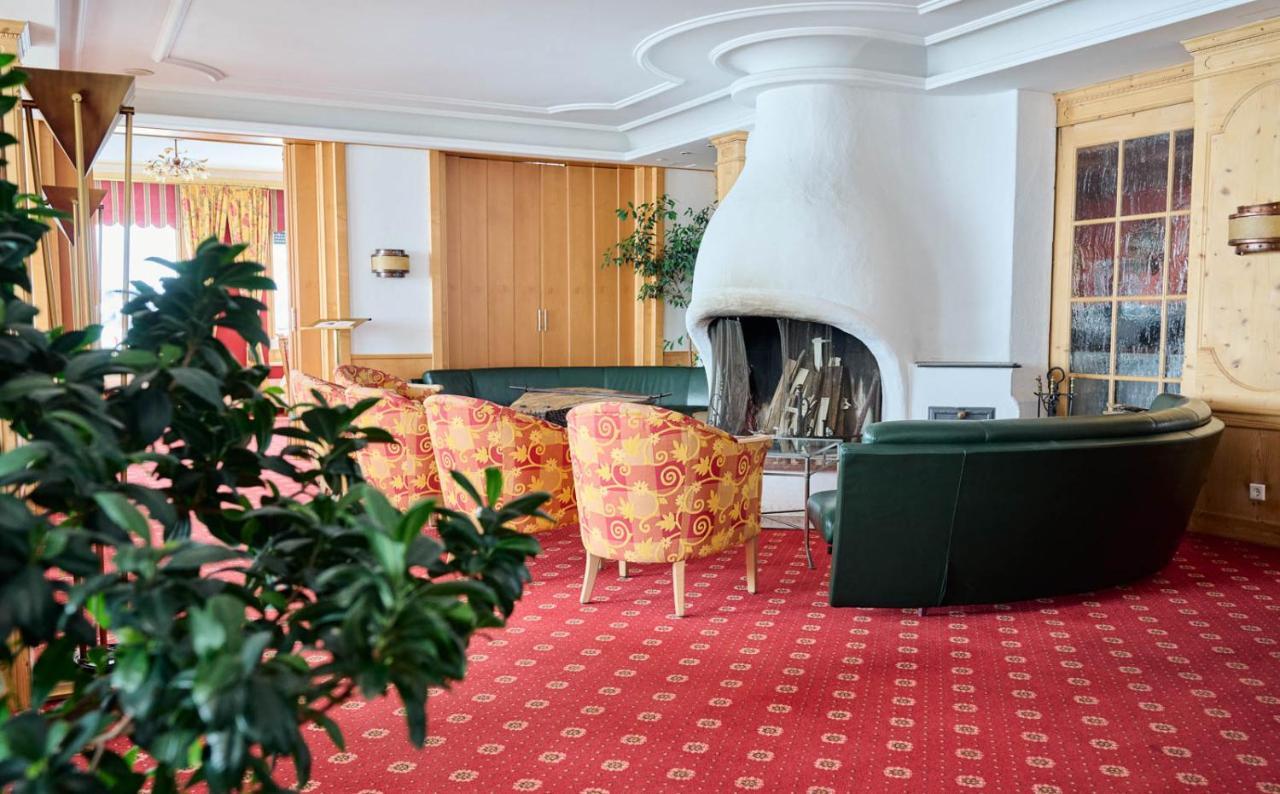 Heart Hotel Aurora اوبرتاورن المظهر الخارجي الصورة